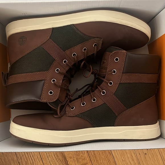 Timberland Davis Square Sneaker Boot - Picture 3 of 17